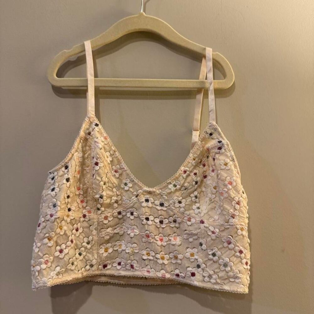 Free-people Women's White and Cream Crop-top